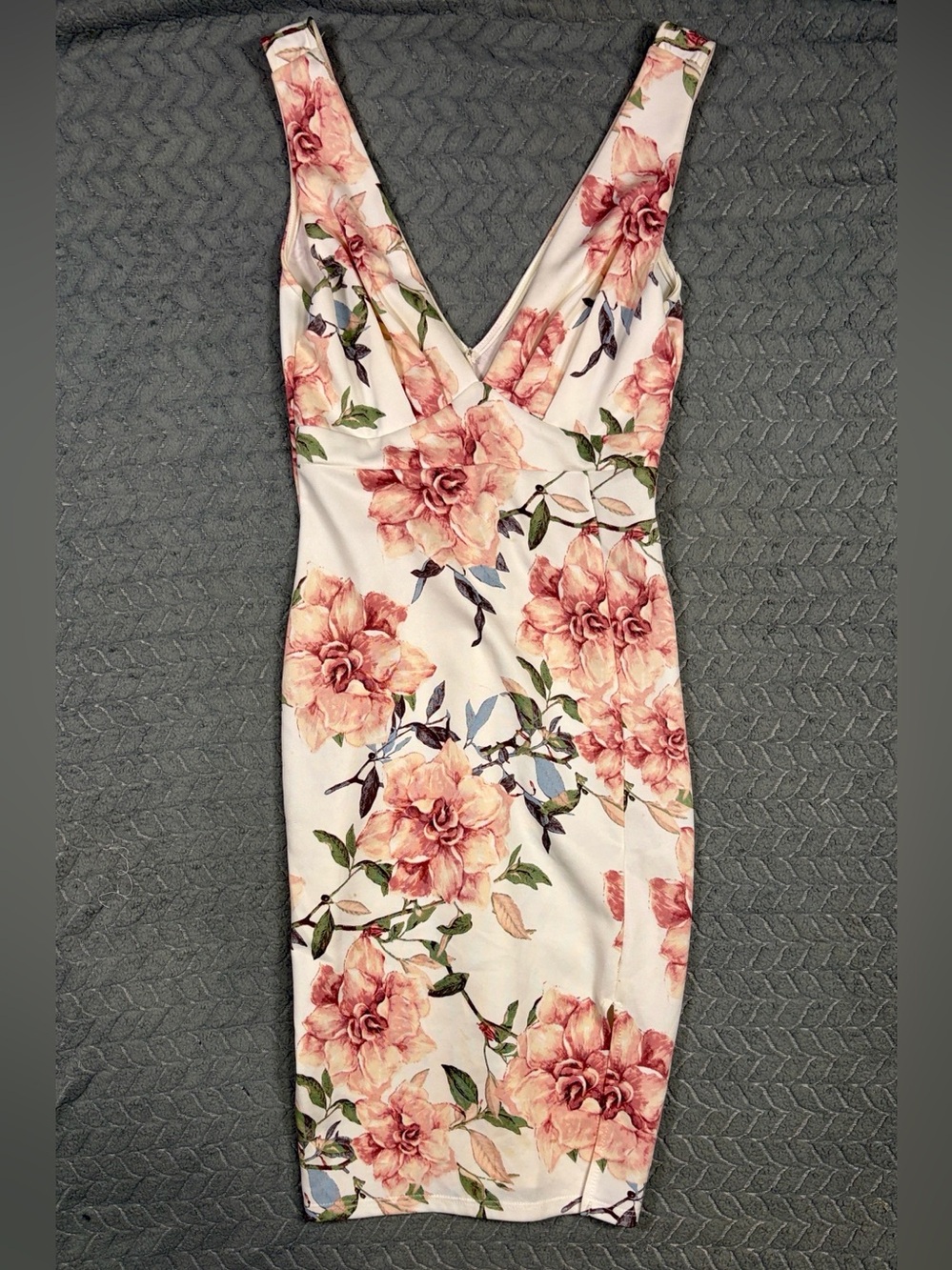 Love Tree Pink Floral Cream Midi Dress